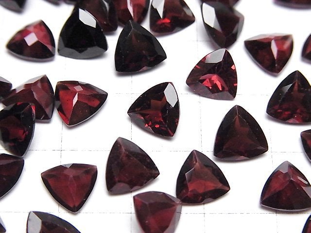 Hochwertiger Mosambikgranat AA++ Lose Stein Dreieck Facettiert 8x8mm 3 Stück