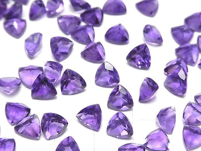 Hochwertiger Amethyst AAA- lose Steine dreieckig facettiert 7x7mm 3 Stück