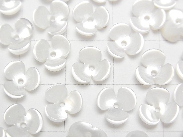 High Quality White Shell (Silver-lip Oyster) AAA 3D Flower 8mm Center Hole 4pcs