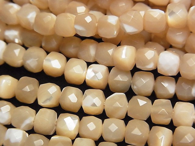 高品質!米色貝殼方形珠 4.5x4.5x4.5 公釐 一串 (約 15 英寸/36 公分)