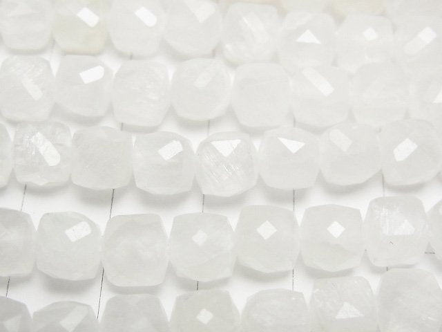 高品質!白玉方形 7x7x7mm 珠子一串(約14英吋/34公分長)