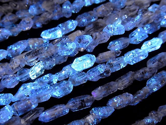 Pakistan Oil in Quartz Faceted Nugget 1strand beads (aprx.14inch/35cm)