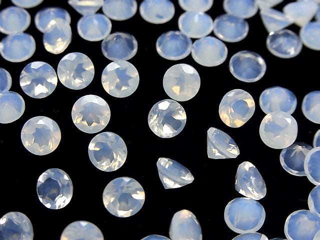Hochwertiger Mondlichtquarz AAA Rund facettiert 6x6mm 2 Stück