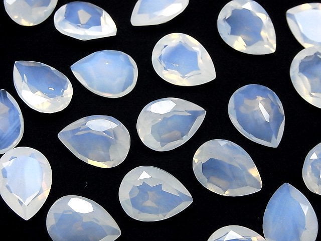 Hochwertiger Mondlichtquarz AAA Birnenform facettiert 16x12mm 1 Stück
