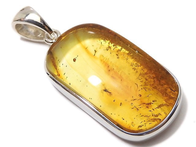 Pendentif en ambre de la Baltique et insecte en argent 925 Pièce unique n°103