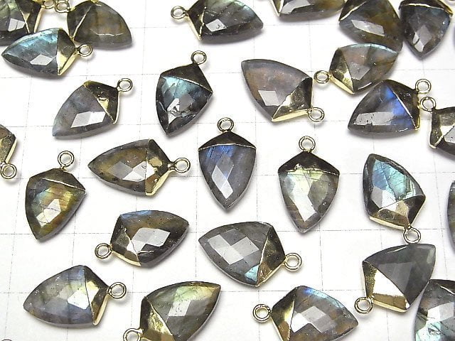 Labradorit transformierter facettierter Birnenform Charm goldfarbig 2 Stück