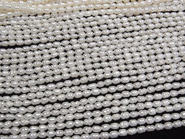 Süßwasserperle AA Faltenreis 4x3x3mm Weiß 1strang Perlen (ca. 13 Zoll/33 cm)