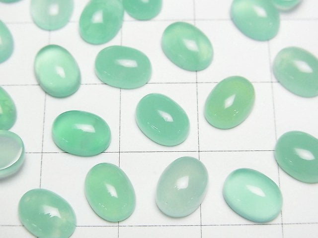 Chrysoprase AAA- Oval Cabochon 8x6mm 1pc