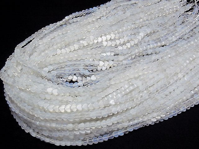 Synthetischer Opal vertikales Loch Herz 4x4mm weiß 1 Strang Perlen (ca. 15 Zoll/36 cm)