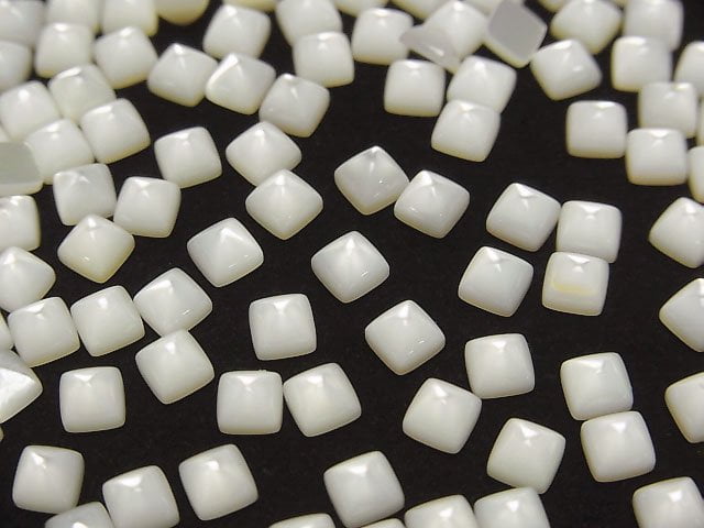 High Quality White Shell (Silver-lip Oyster) AAA Sugarloaf Cut 4x4mm 4pcs