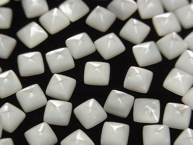 High Quality White Shell (Silver-lip Oyster) AAA Sugarloaf Cut 6x6mm 4pcs