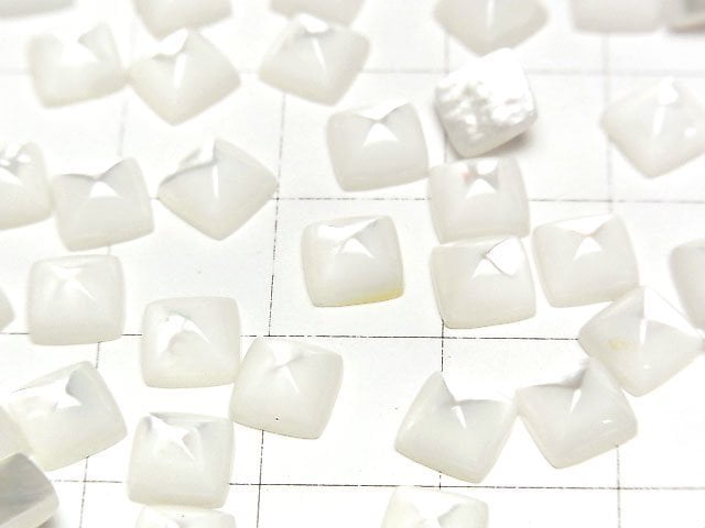 High Quality White Shell (Silver-lip Oyster) AAA Sugarloaf Cut 6x6mm 4pcs