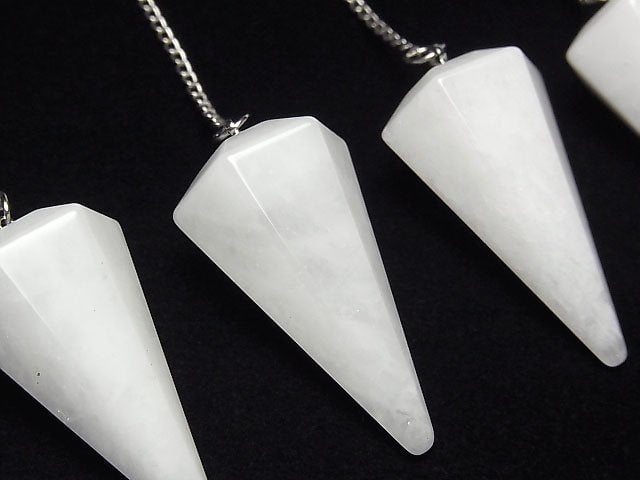 White Jade Pendulum 36x20x20mm with chain 1pc