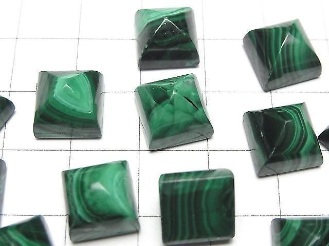Malachite AAA Sugarloaf Cut 10x10mm 1pc