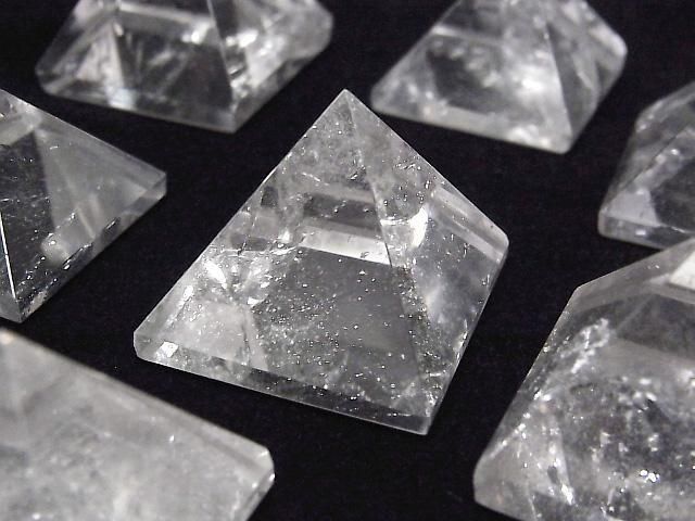 Kristall AAA - Pyramidenform 26x26x21mm 1 Stück