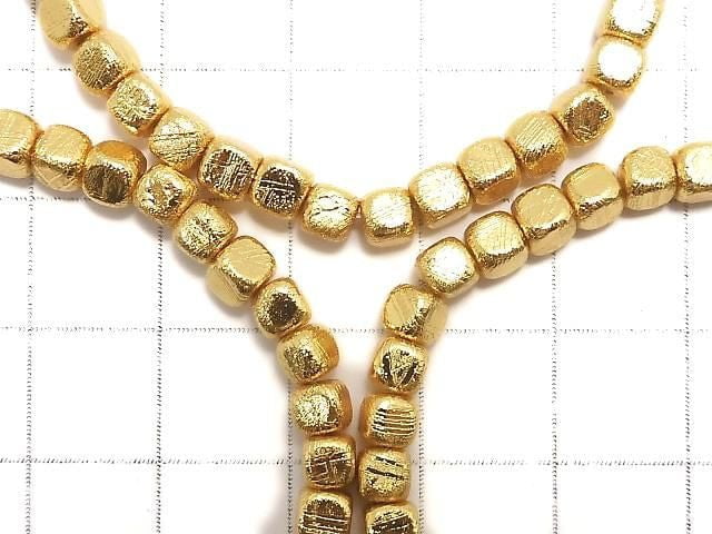 Meteoriten (Muonionalusta) Würfel 4x4x4mm Gelbgold Armband