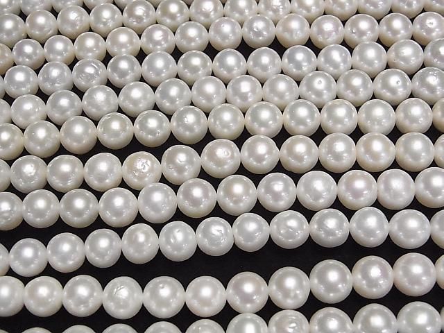 Fresh Water Pearl AAA- Semi Round 8-9mm White 1strand beads (approx. 15 inches/37 cm)