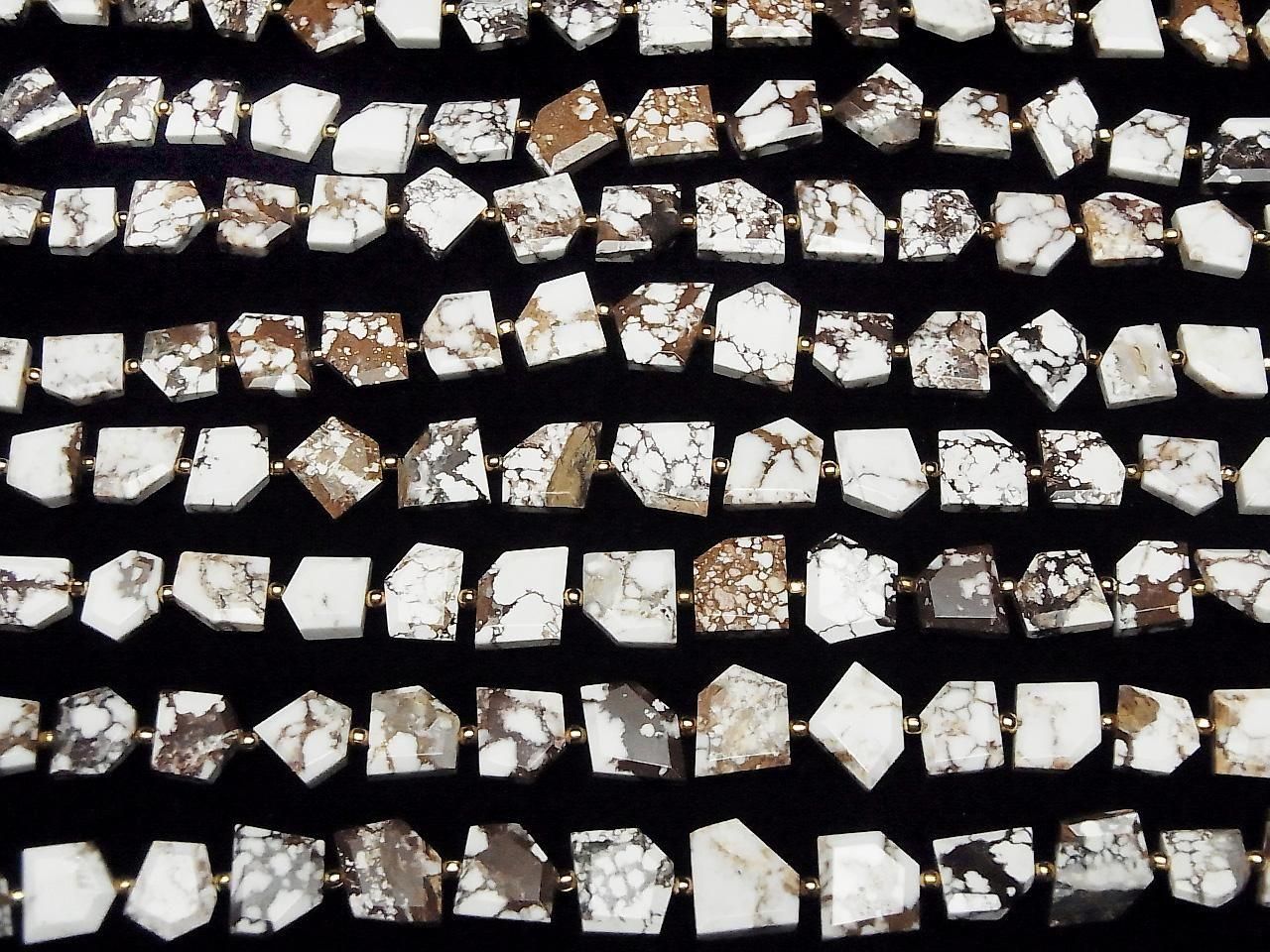 Wild Horse Rough Slice Faceted 1strand (15pcs )