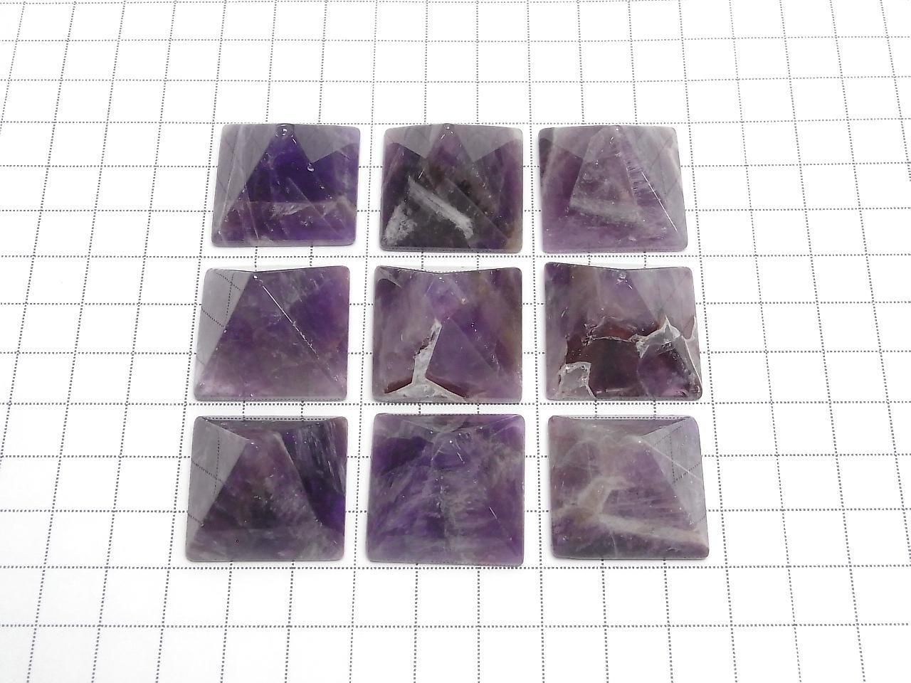 Mixed Amethyst Pyramid Shape 26x26x20mm 1pc