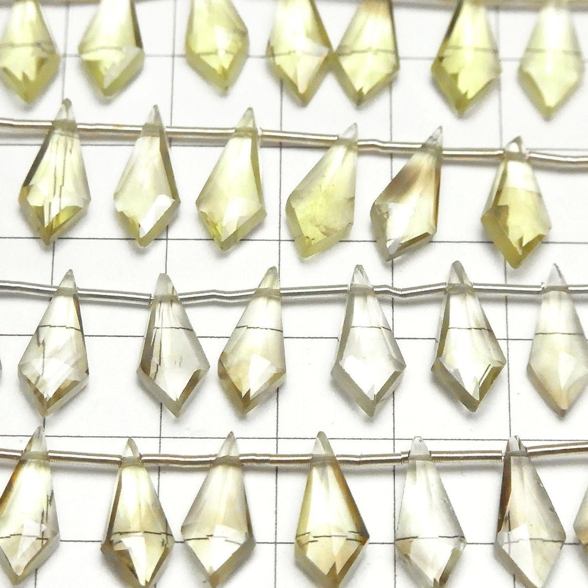 High Quality Lemon x Smoky Quartz AAA Deformed Diamond Shape 15x6mm 1strand beads (8pcs )