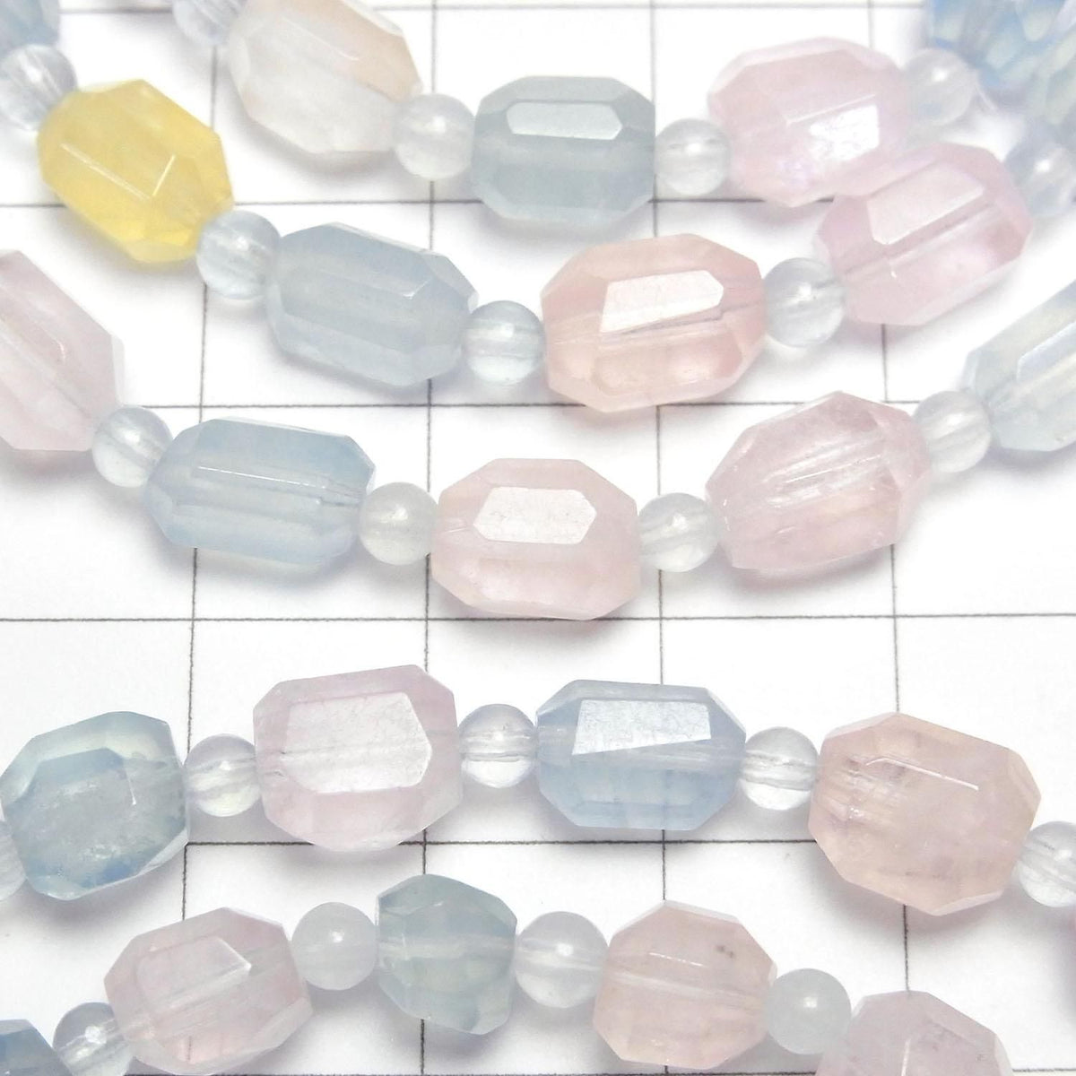 Beryl Mix (Multicolor Aquamarine) AAA- Faceted Nugget 1strand beads (Bracelet)