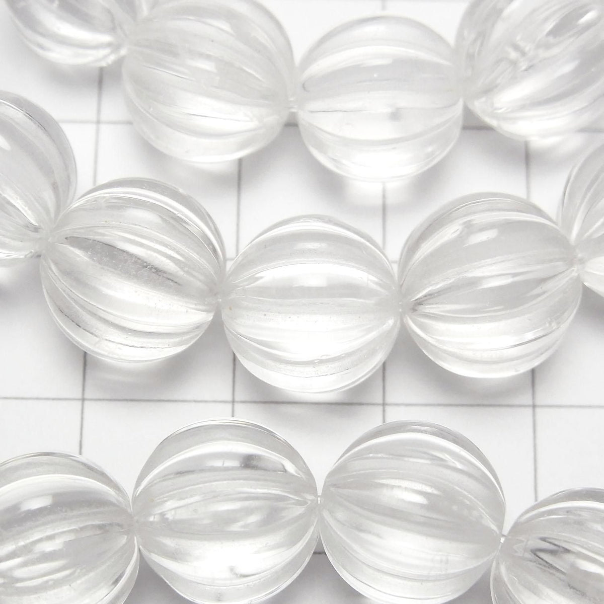 Crystal AAA- Line Carved Round 11mm 1strand beads (Bracelet)