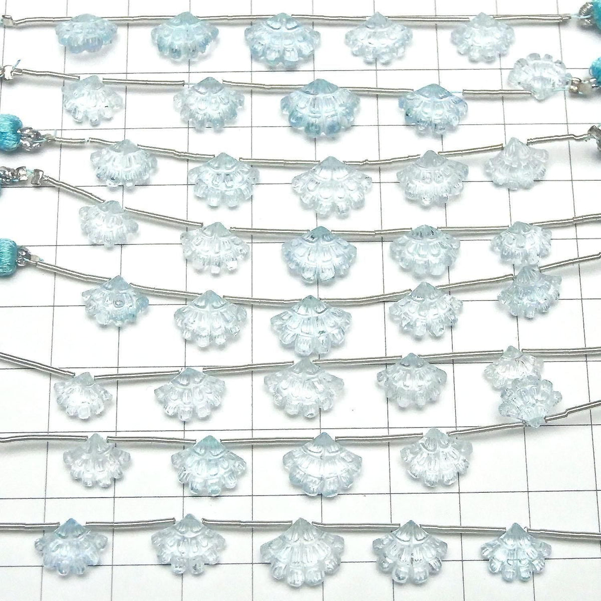 Sky Blue Topaz AAA Carved Fan Shape 1strand beads (4pcs)