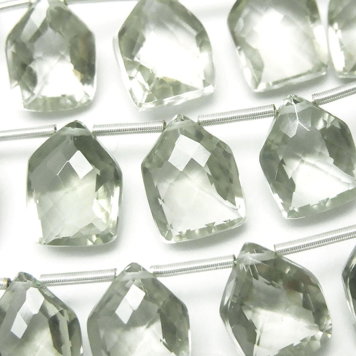 High Quality Green Amethyst AAA Irregular Pentagon Cut Half or 1strand beads (8pcs)