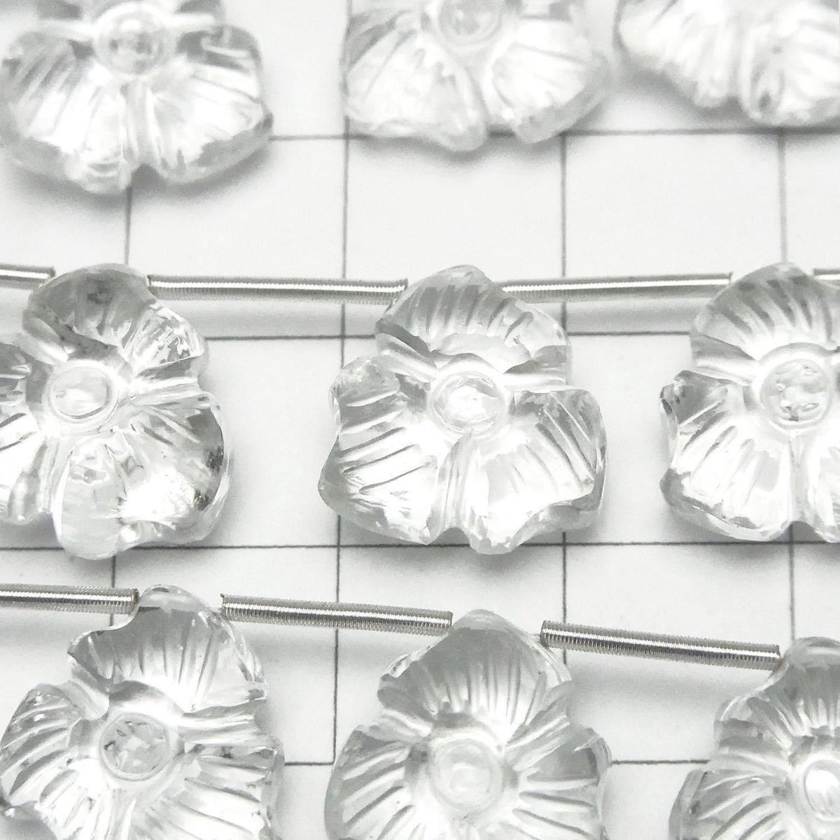 High Quality AAA Crystal Carved Flower Shape Half or 1strand beads (8pcs)