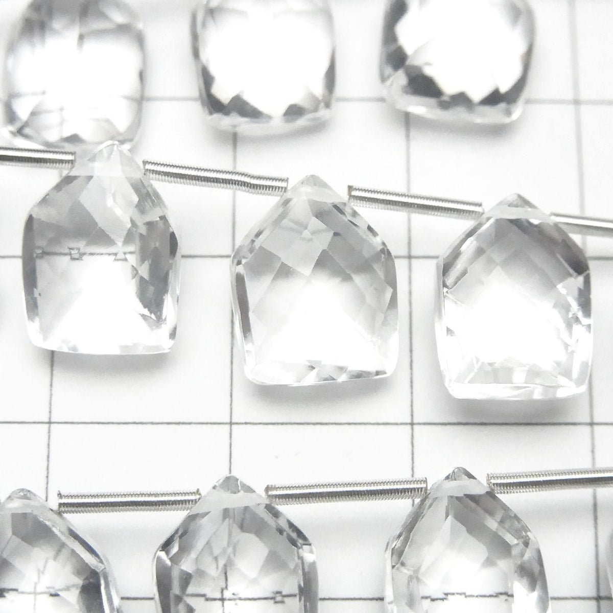 High Quality AAA Crystal Irregular Pentagon Cut Half or 1strand beads (8pcs)