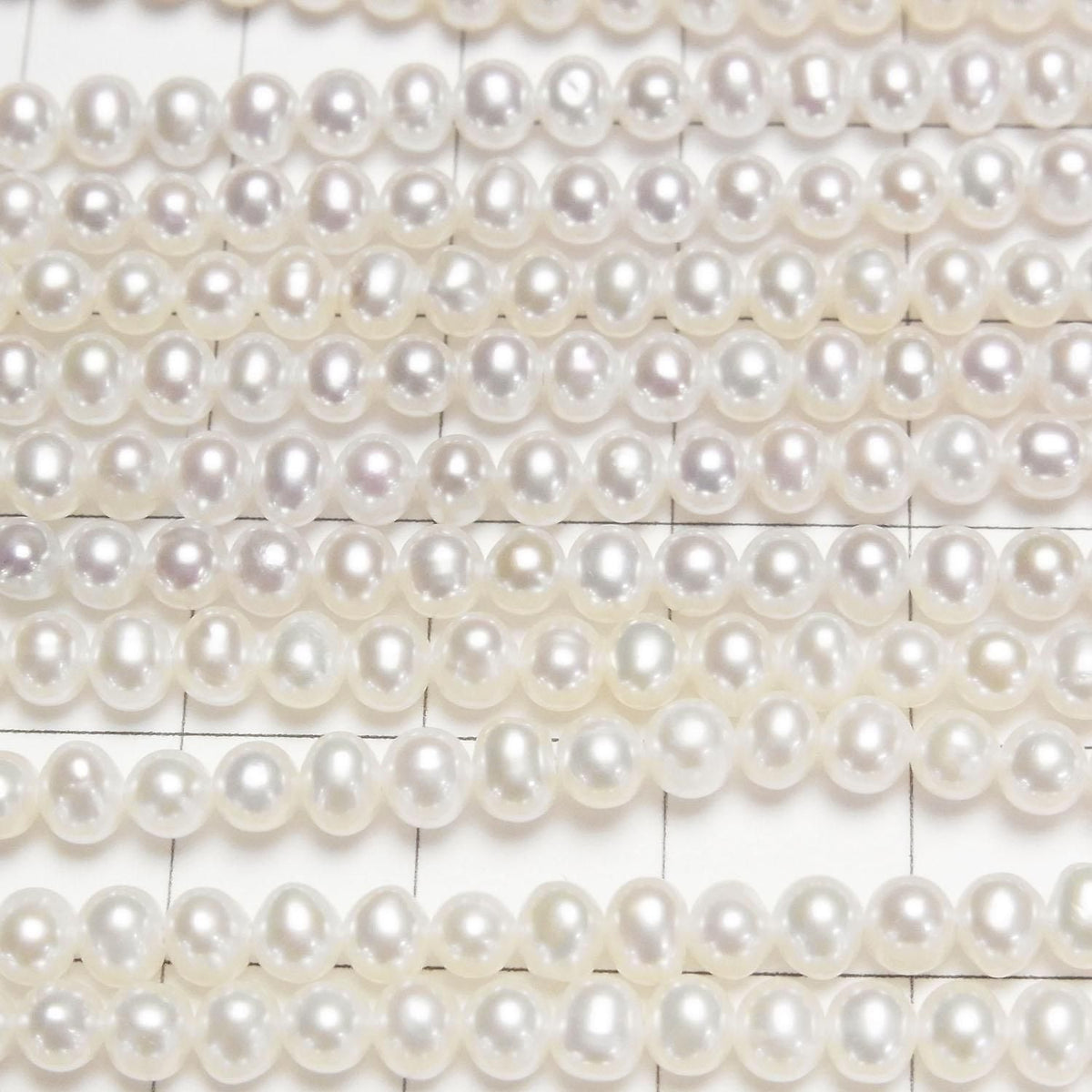 Fresh Water Pearl AA++ White Potato 4mm 1strand beads (approx. 15 inches/38 cm)