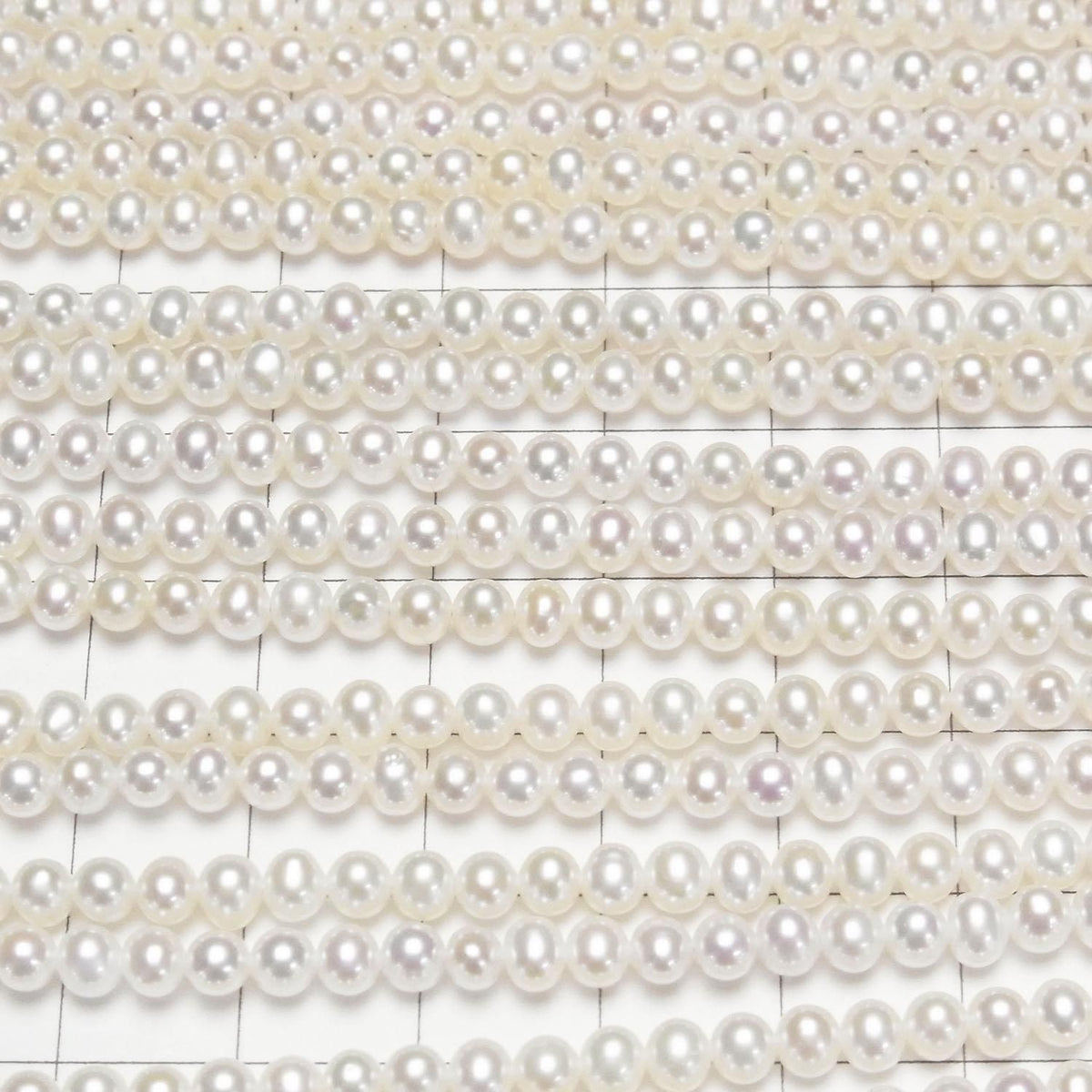 Fresh Water Pearl AA++ White Potato 4mm 1strand beads (approx. 15 inches/38 cm)