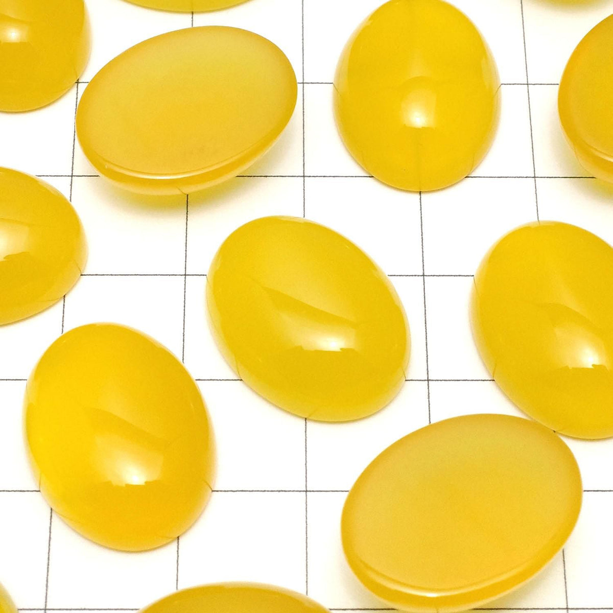 Yellow Chalcedony AAA Oval Cabochon 20x15mm 2pcs