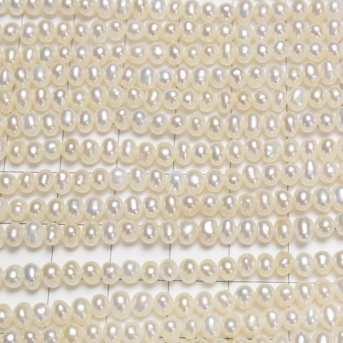 Fresh Water Pearl AA++ White Potato - Rondelle 4-4.5mm 1strand beads (approx. 14inch/35cm)