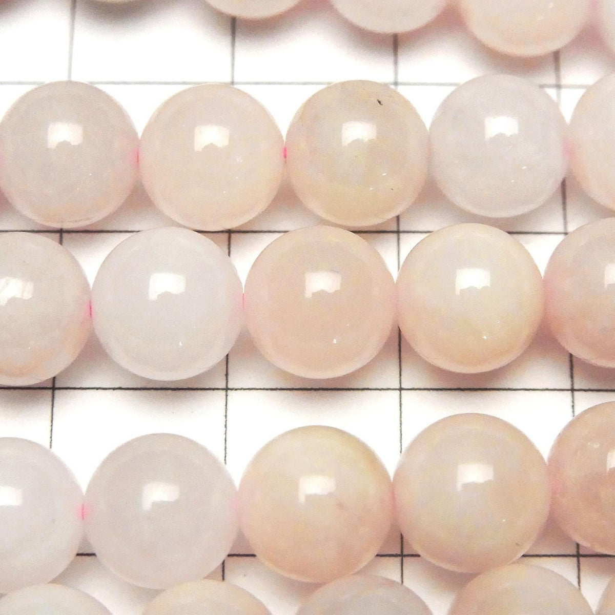 Morganite AA Round 8.5mm 1strand beads (aprx.15inch/37cm)