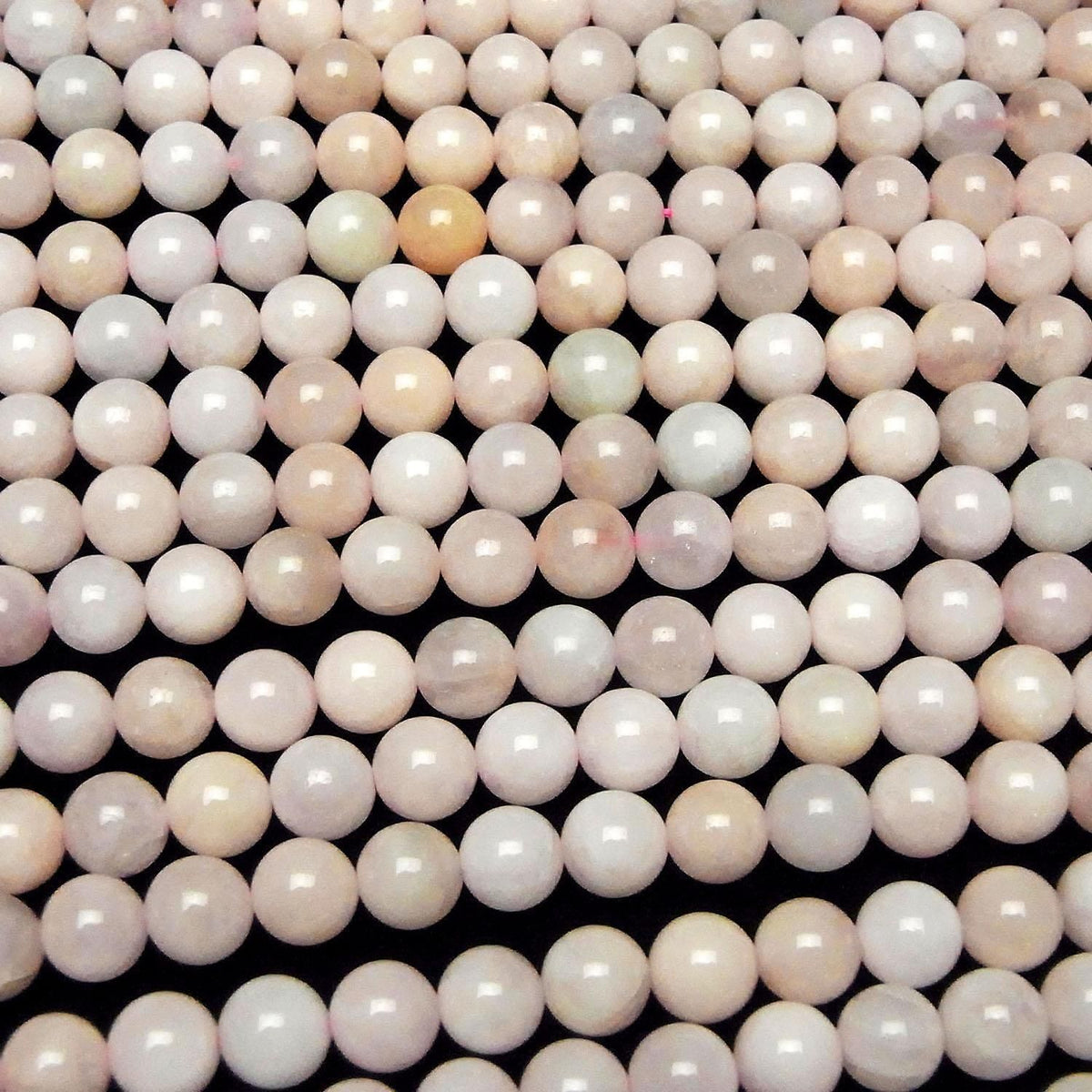 Morganite AA Round 8.5mm 1strand beads (aprx.15inch/37cm)