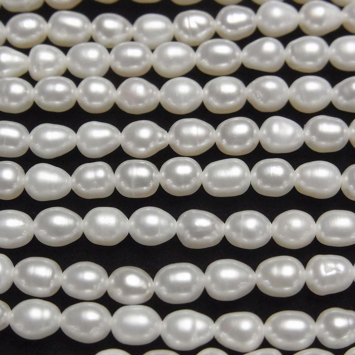 Fresh Water Pearl AA+ Rice 5x4x4mm White 1strand beads (approx. 13inch/33cm)