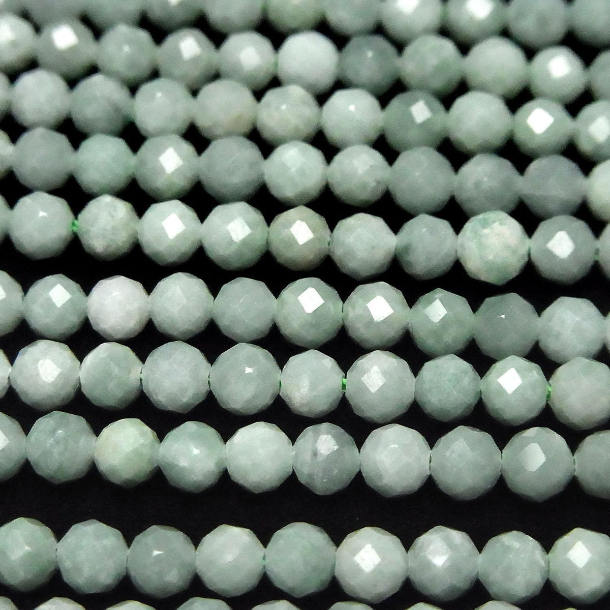 Guatemalan Jadeite Faceted Round 4mm 1strand beads (approx. 15 inches/36 cm) High Quality!