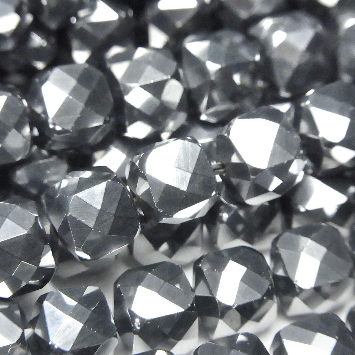 Terahertz Cube Shape 8x8x8mm 1strand beads (aprx.15inch/36cm)High Quality!