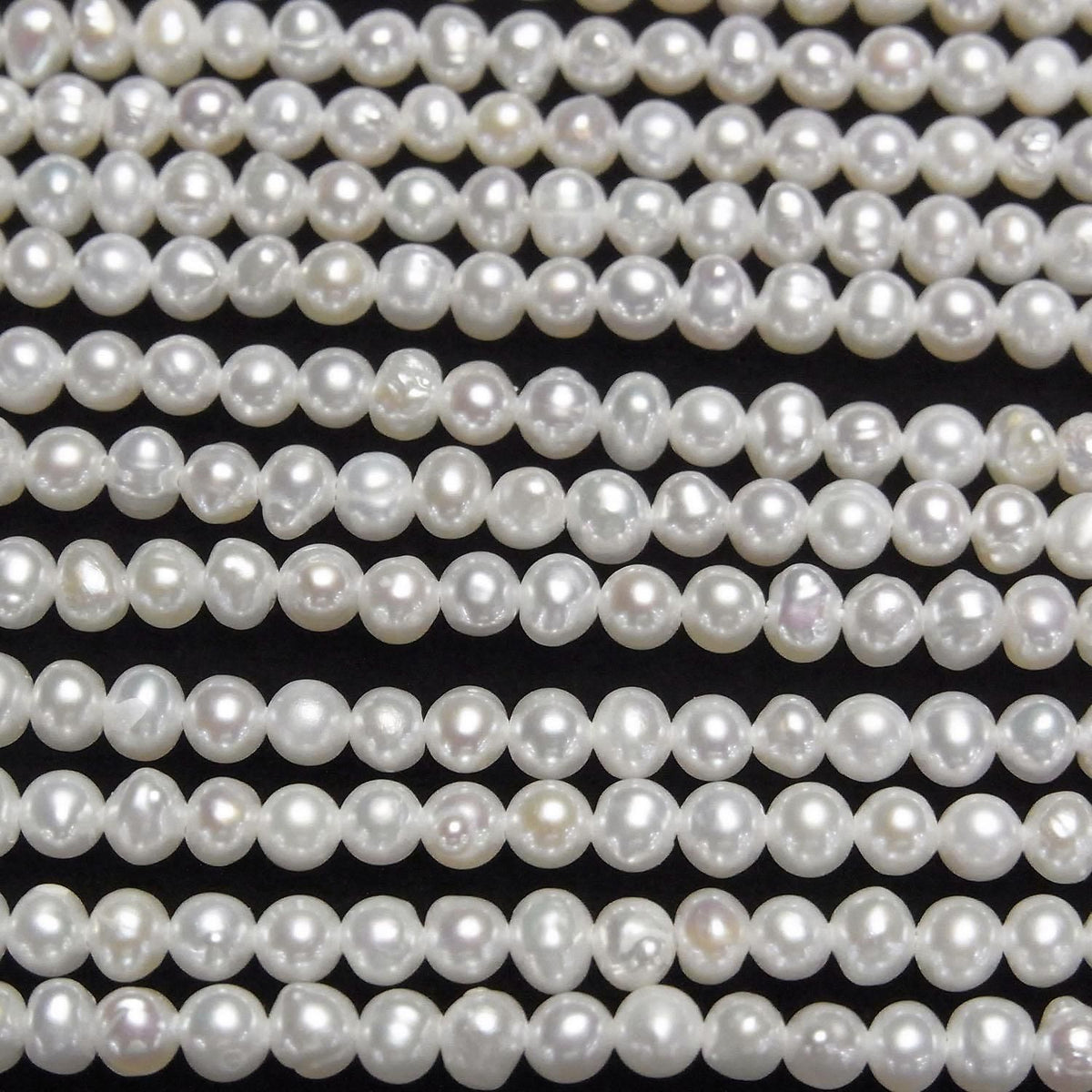 Fresh Water Pearl AA Potato 3-3.5mm White 1strand beads (approx. 14inch/35cm)