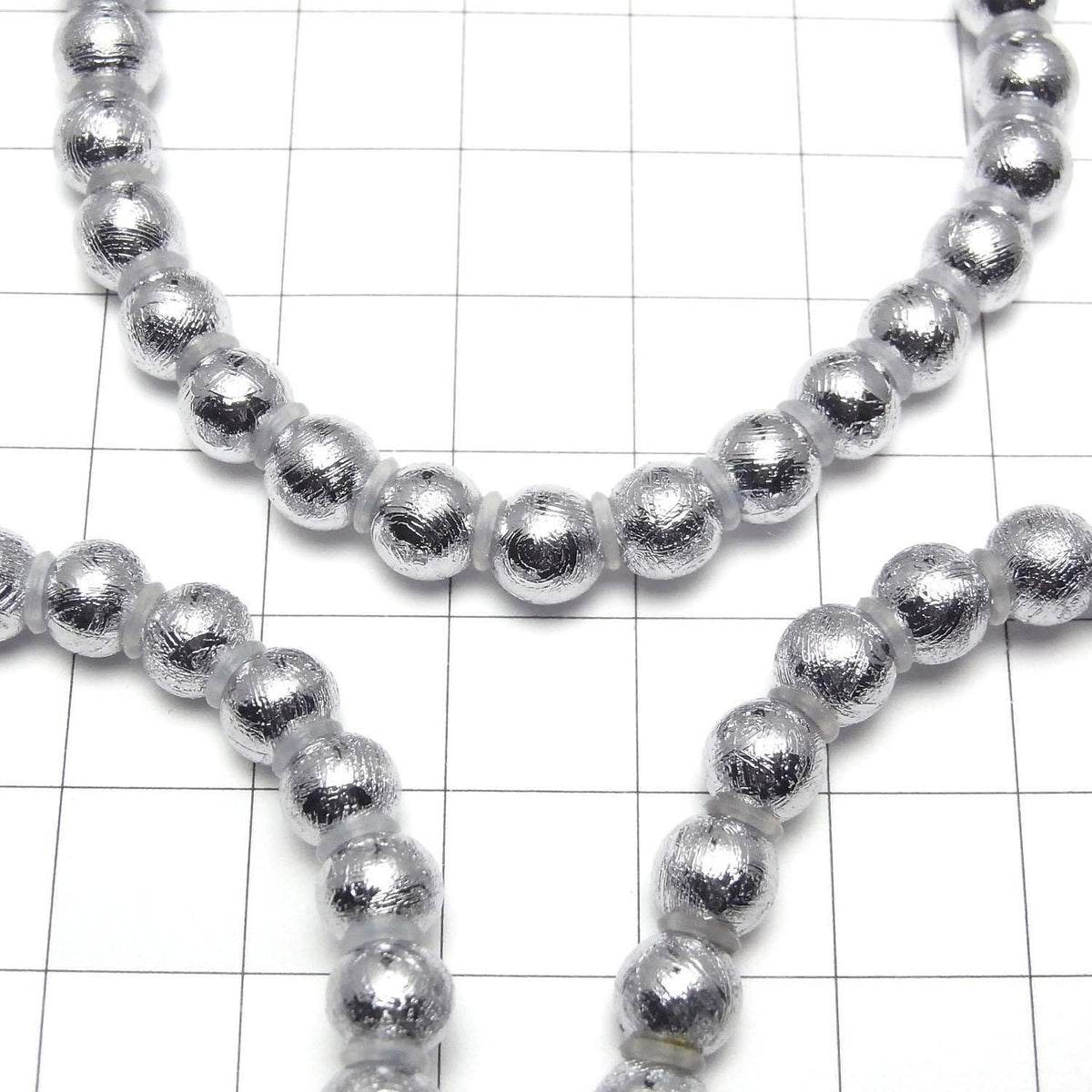 Meteorite (Muonionalusta ) Round 6.5mm 1strand beads (Bracelet)