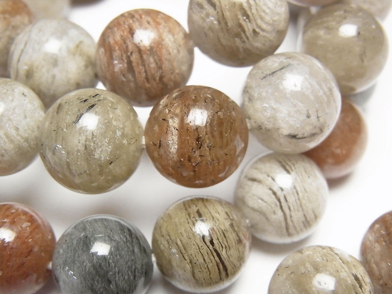 Garden Quartz AA++ Round 12mm Bracelet