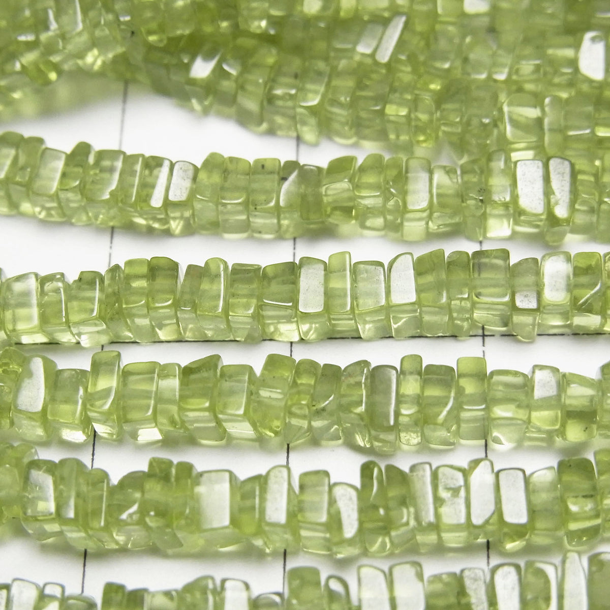 Hohe Qualität Peridot AA++ quadratische Rondelle (Scheibe) halb oder 1 Strang Perlen (ca. 15 Zoll/38 cm)