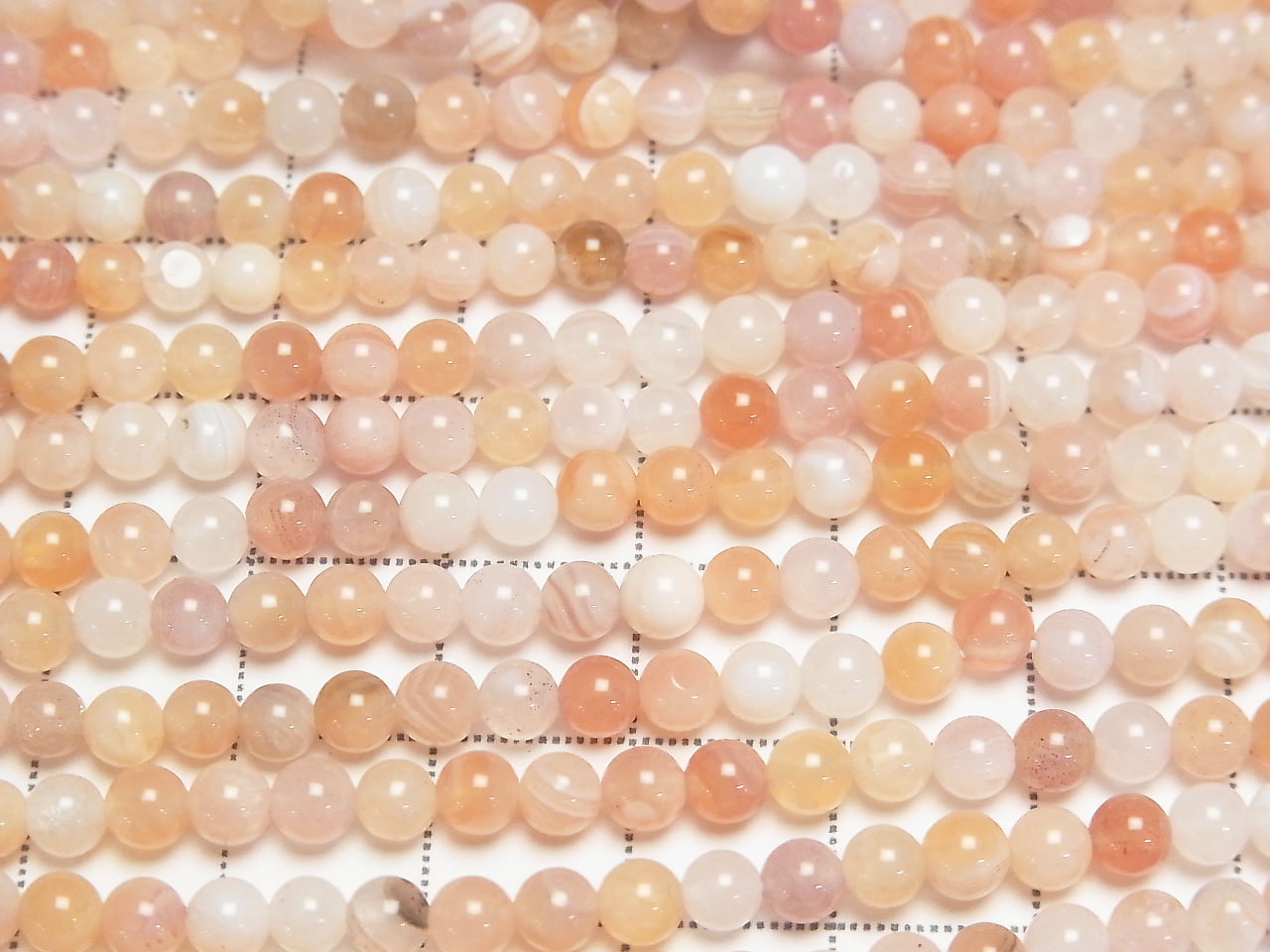 粉橙色波札那瑪瑙圓珠 4mm 一串 (約15英吋/38公分)