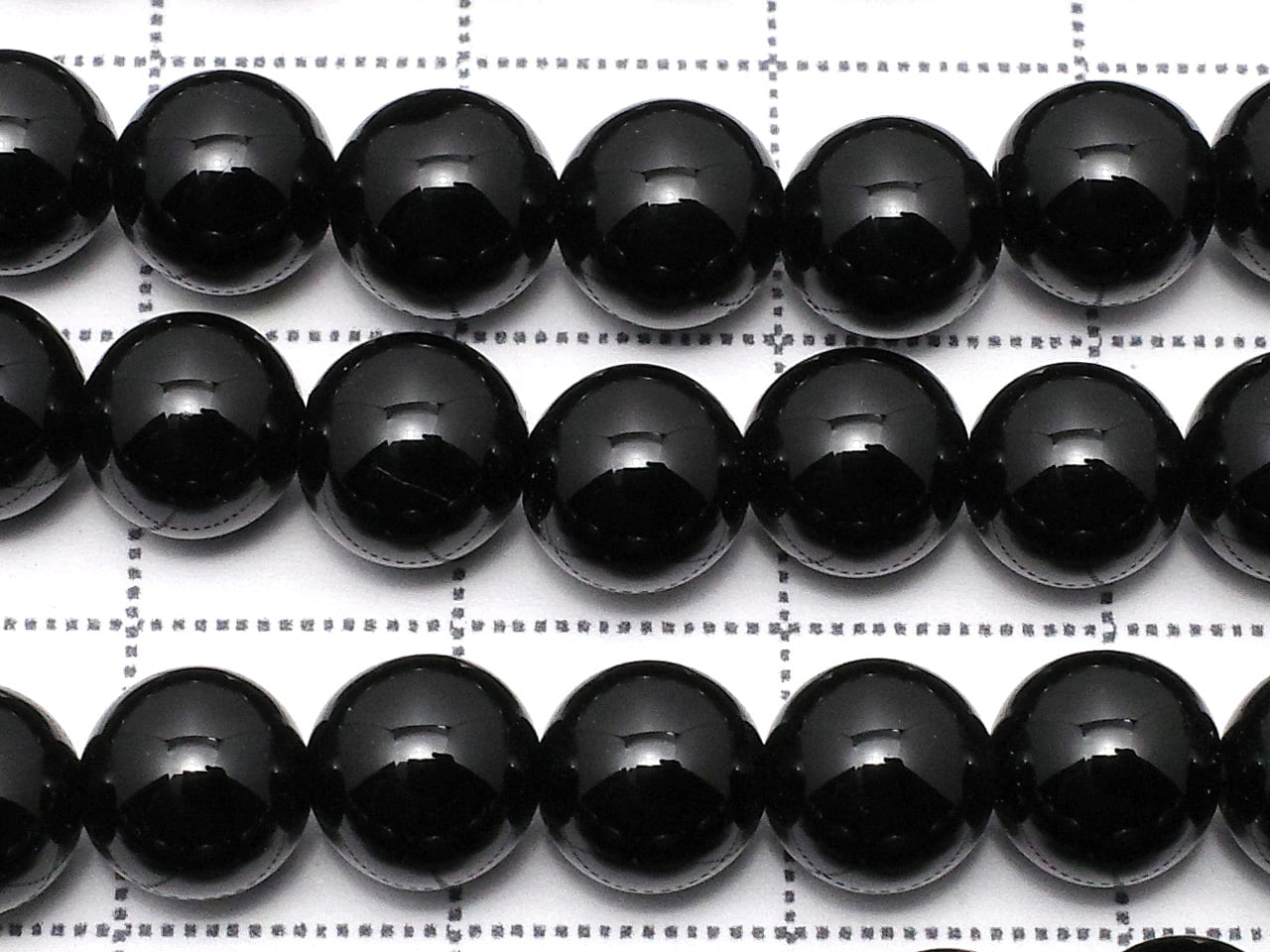 Onyx Rond 7mm, 1 brin de perles (env. 38cm)