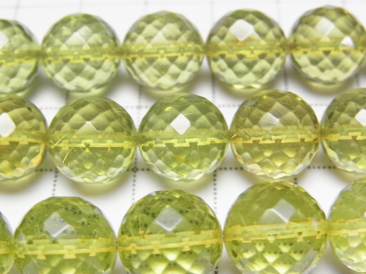 Green Amber AAA 64Faceted Round 11mm 3pcs-1strand beads (aprx.15inch / 38cm)
