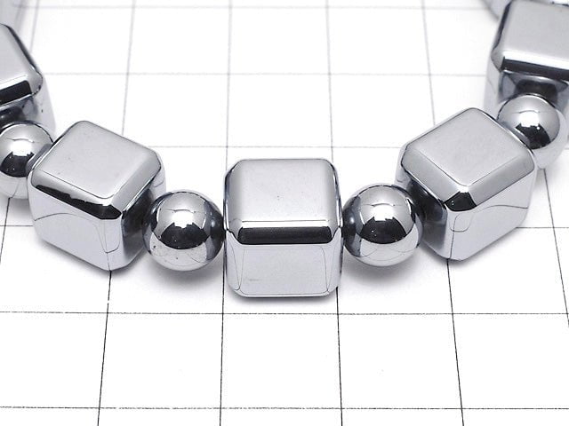 太赫茲方塊 10x10mm 和圓珠 7.5mm 手鍊