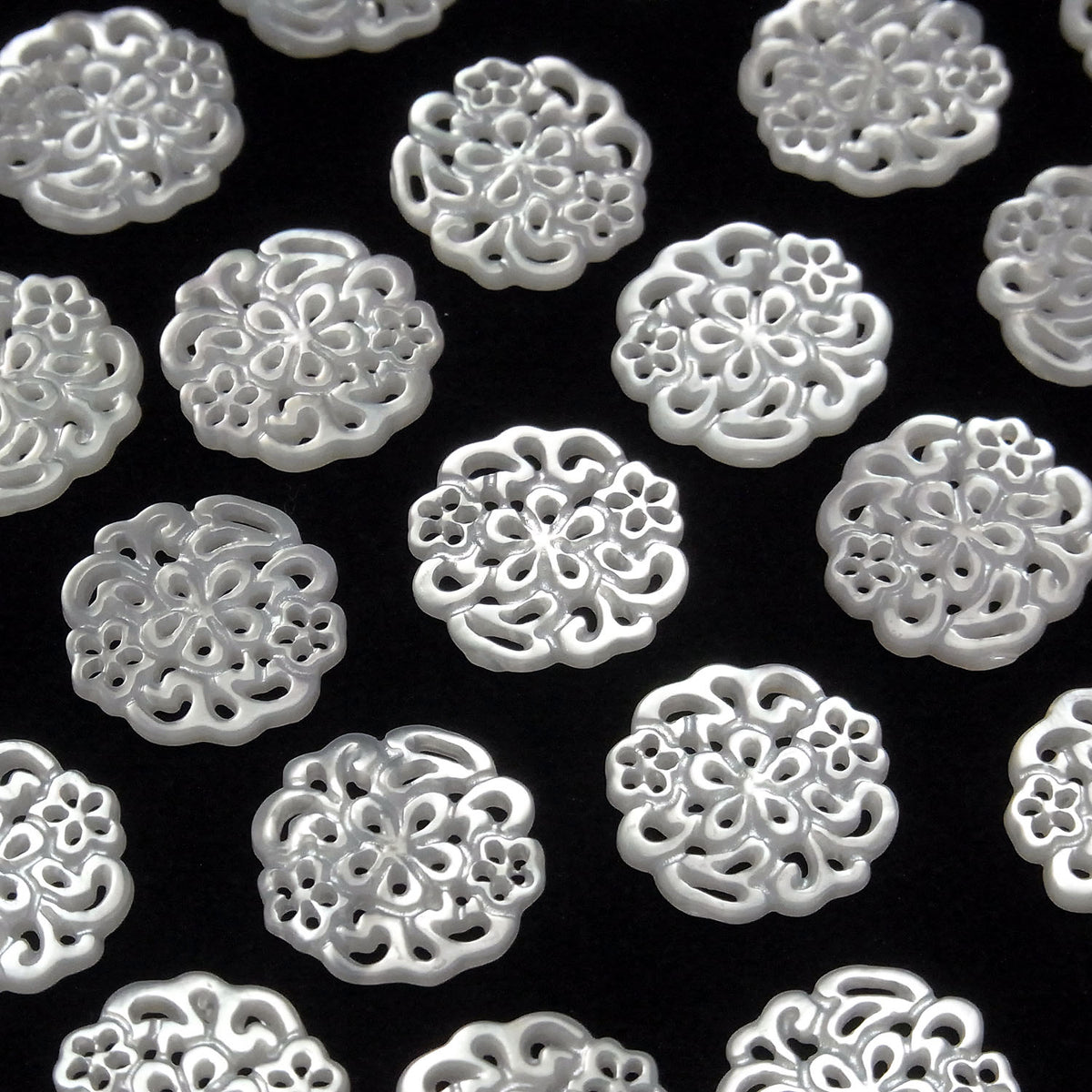 1 個 2.79 美元!高品質白色貝殼浮水印硬幣 14x14x1.5mm 1 個