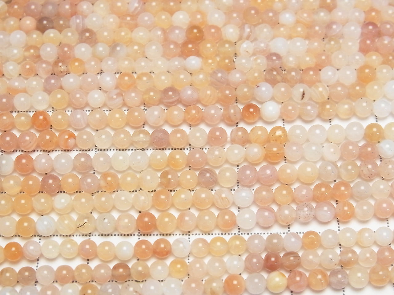 粉橙色波札那瑪瑙圓珠 4mm 一串 (約15英吋/38公分)