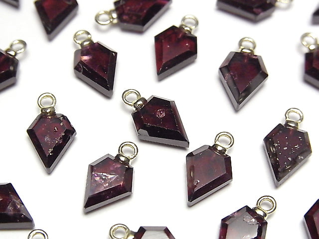 Granat Pfeilspitze 9x7mm Charm (2 Stück)